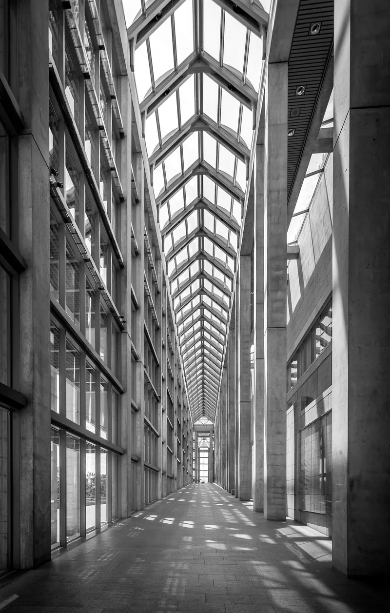 Colonnade under vaulted skylight