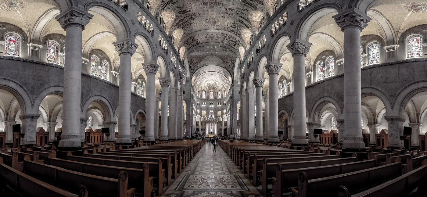 Basilica nave